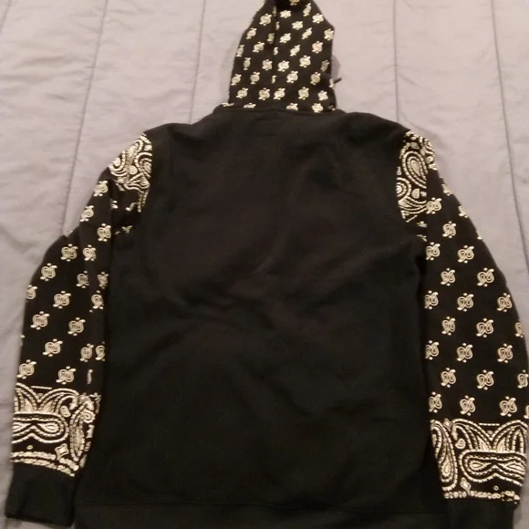 Snoop Dogg Supply Hoodie - Picture 2 of 3